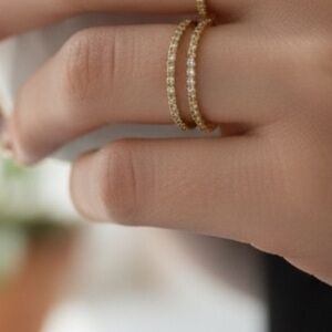 Elegant Gold and Silver Women's Ring